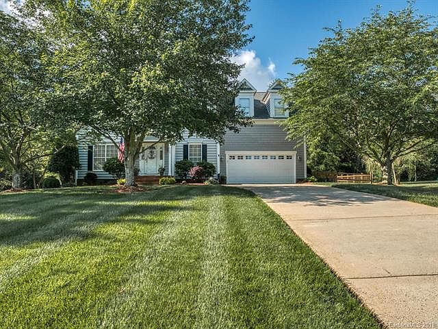 1st image of 120 Greenhill Ln