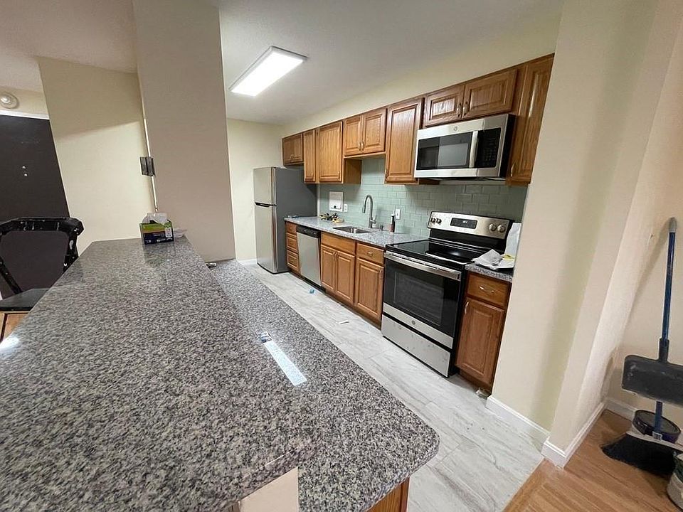 1st image of 51 Longwood Ave #416