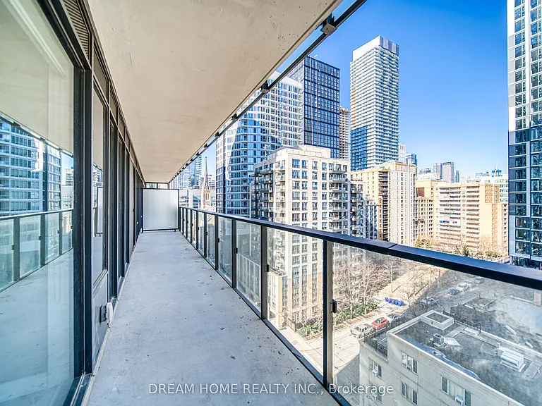 47 Mutual St #1004 — Photo 29