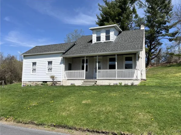 486 Knauss Rd, Nazareth, PA 18064