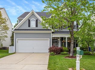 8120 Willowglen Dr, Raleigh, NC 27616