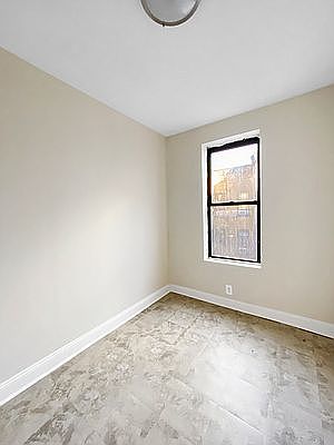 4th image of 501 W 170th St #61