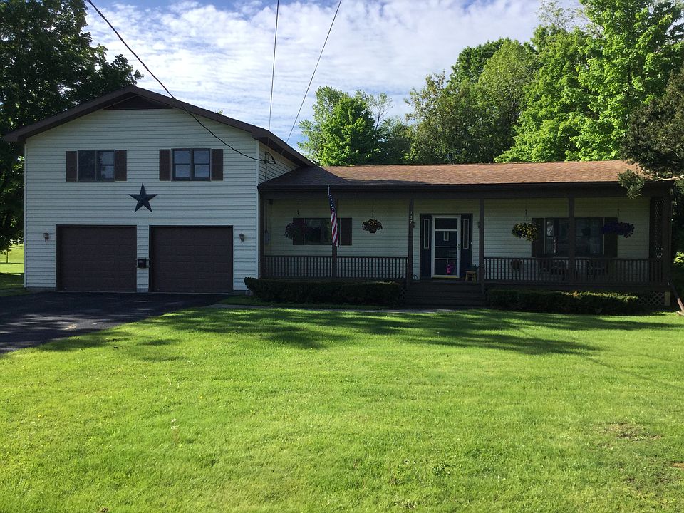 1st image of 137 College Ave