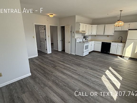 3rd image of 712 Central Ave #F