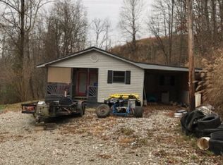 138 White Rock Ln, Bonnyman, KY 41719