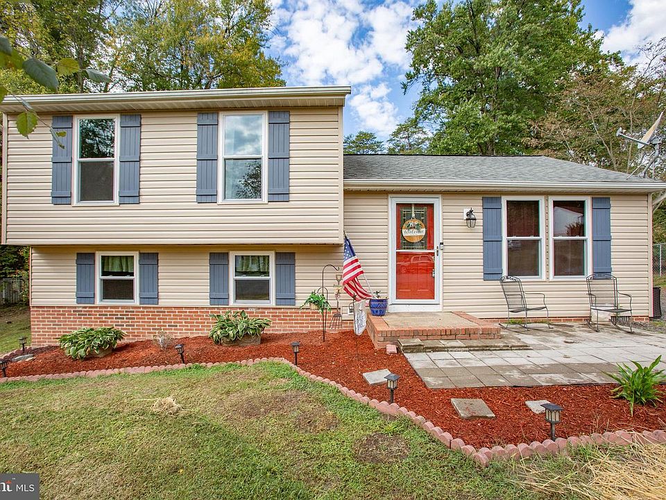 1st image of 10902 Huntington Woods Cir
