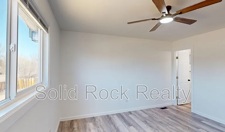 7336 Franconia Dr — Photo 6