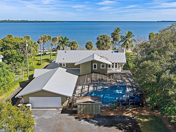 4th image of 2315 S Indian River Drive