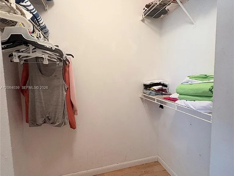 929 Coral Club Dr #929 — Photo 2
