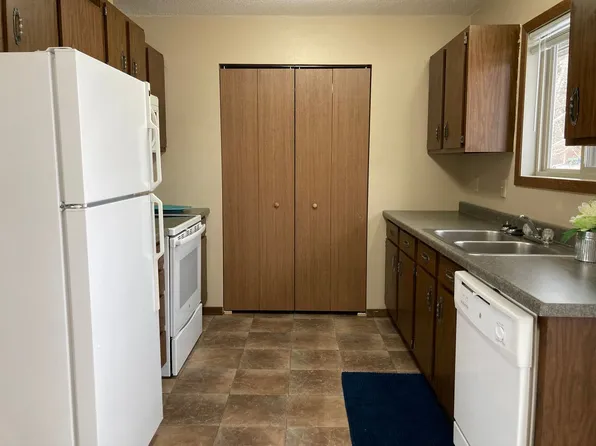 800 11th St NW, Valley City, ND 58072