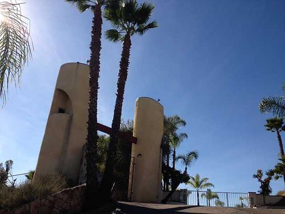 4th image of 660 Calle De La Sierra