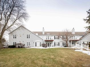 926 Harbor House Dr UNIT 2, Madison, WI 53719