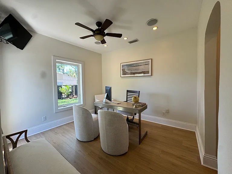 100 W Davis Blvd — Photo 49