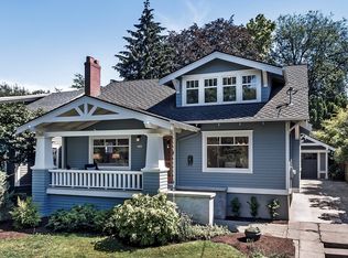 3946 SE Ash St, Portland, OR 97214