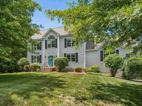 8 Margaret Circle, Mont Vernon, NH 03057