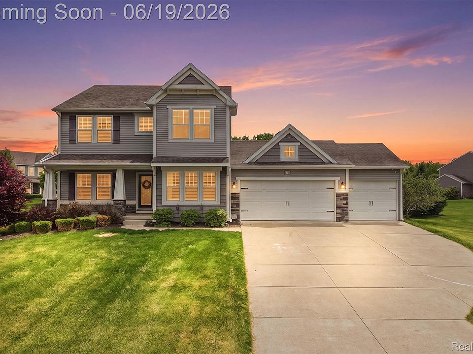 1st image of 217 Shinnecock Dr