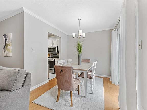 2nd image of 1750 Clairmont Rd APT 18