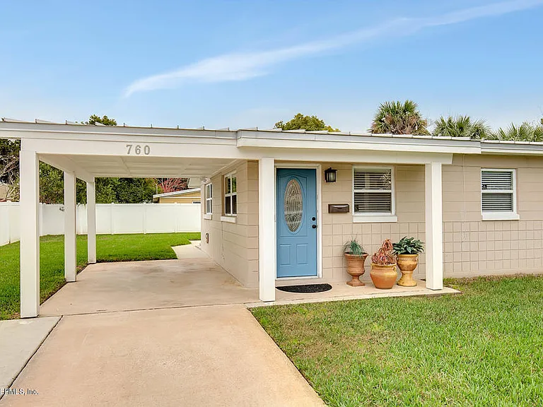 760 Triton Rd — Photo 4