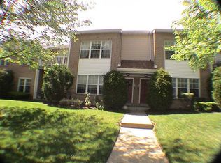 611 Valley Glen Rd, Elkins Park, PA 19027