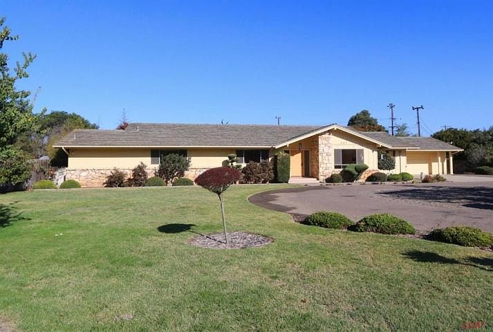 1st image of 297 W Waller Ln