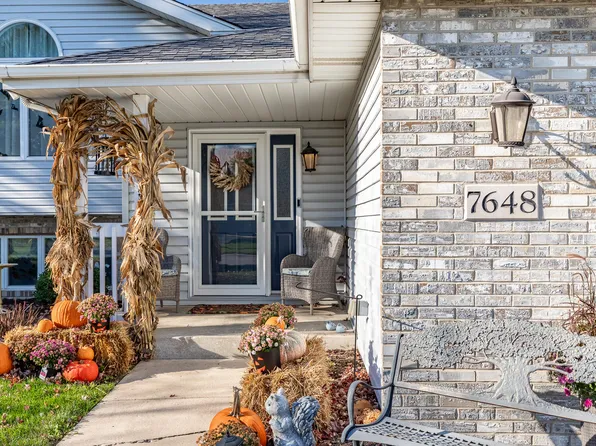 7648 Starling Dr, Schererville, IN 46375