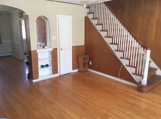 563 E Comly St, Philadelphia, PA 19120