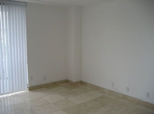 5th image of 19707 Turnberry Way APT 6C