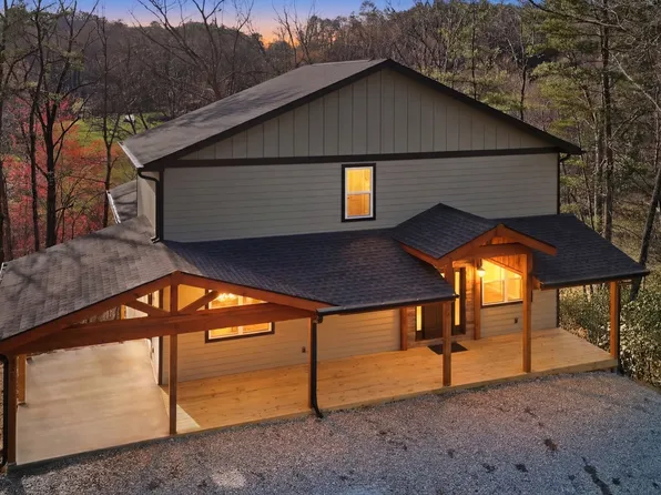 275 Merrydale Ln, Clayton, GA 30525