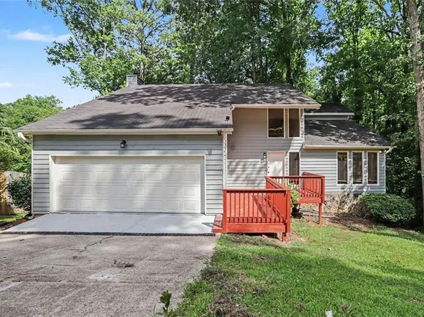 5148 Rocky Gln, Stone Mountain, GA 30088