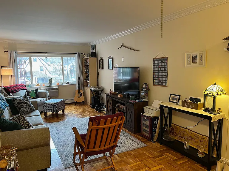 838 Pelhamdale Ave #2K — Photo 2