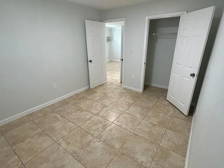 1119 NW 6th Ave #4 — Photo 10