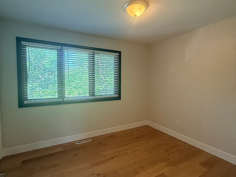 2nd bedroom upstairs