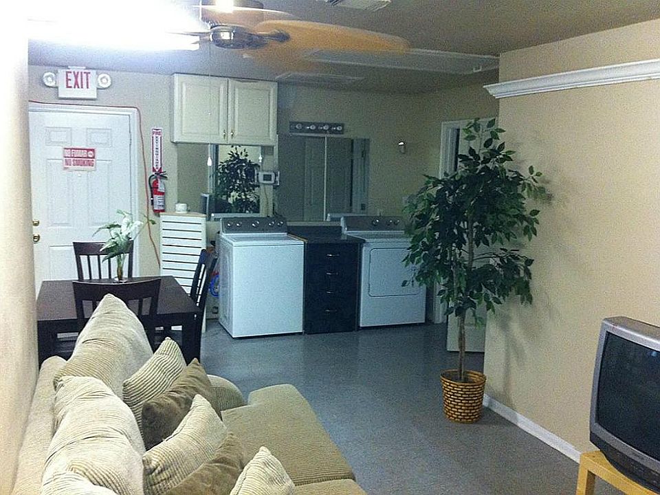 2nd image of 4115A Weaver Rd