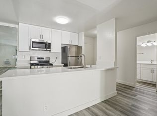 1538 N Vista St #A95806FB7, Los Angeles, CA 90046