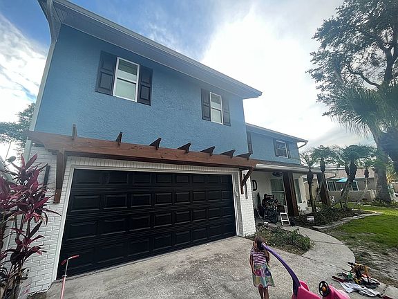 2nd image of 44 Harbor Lake Cir