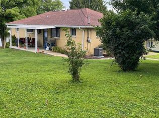 1445 Center Hill Ave, Morgantown, WV 26505