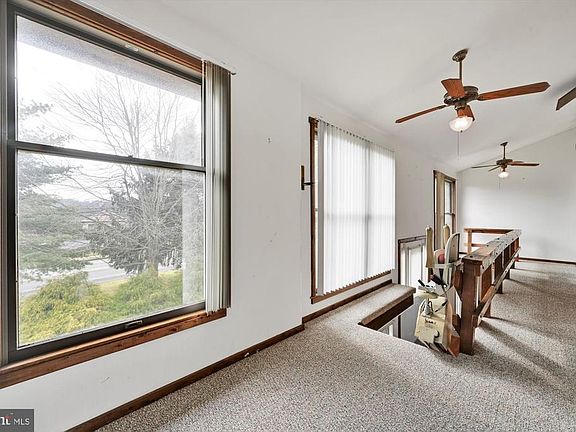 5th image of 3475 Rothsville Rd