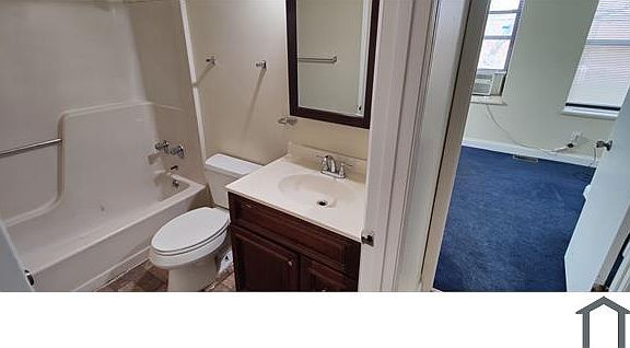3rd image of 3941 Folsom Ave