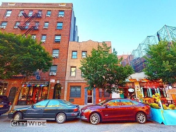 4th image of 57 Carmine St #1L