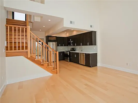 Sold by Avenue Sotheby's International Realty | media 15