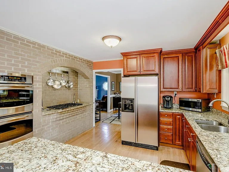 114 Norwood Pl — Photo 9