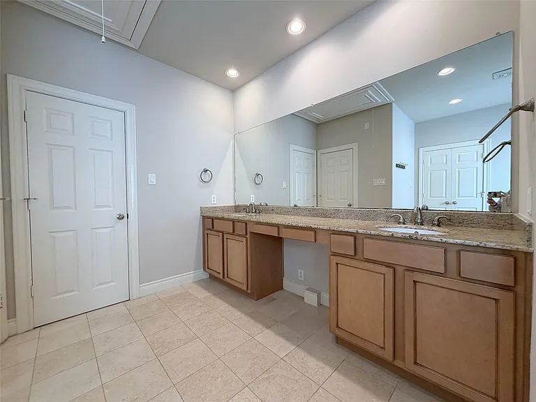 2612 Edgefield Lakes Dr — Photo 27