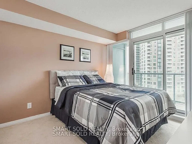 5508 Yonge St #706 — Photo 4