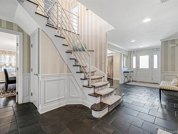 2nd image of 18 Woodland Road