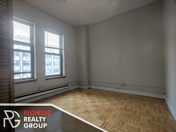 5th image of 505 W Belmont Ave #505U7C