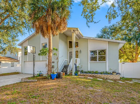 756 61st Ave NE, Saint Petersburg, FL 33703