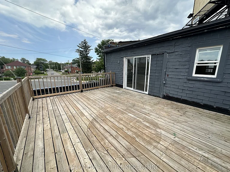 582 Danforth Rd — Photo 12