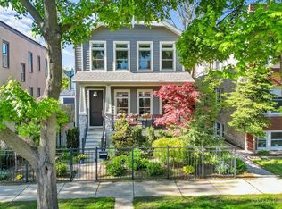 2426 W Warner Ave, Chicago, IL 60618