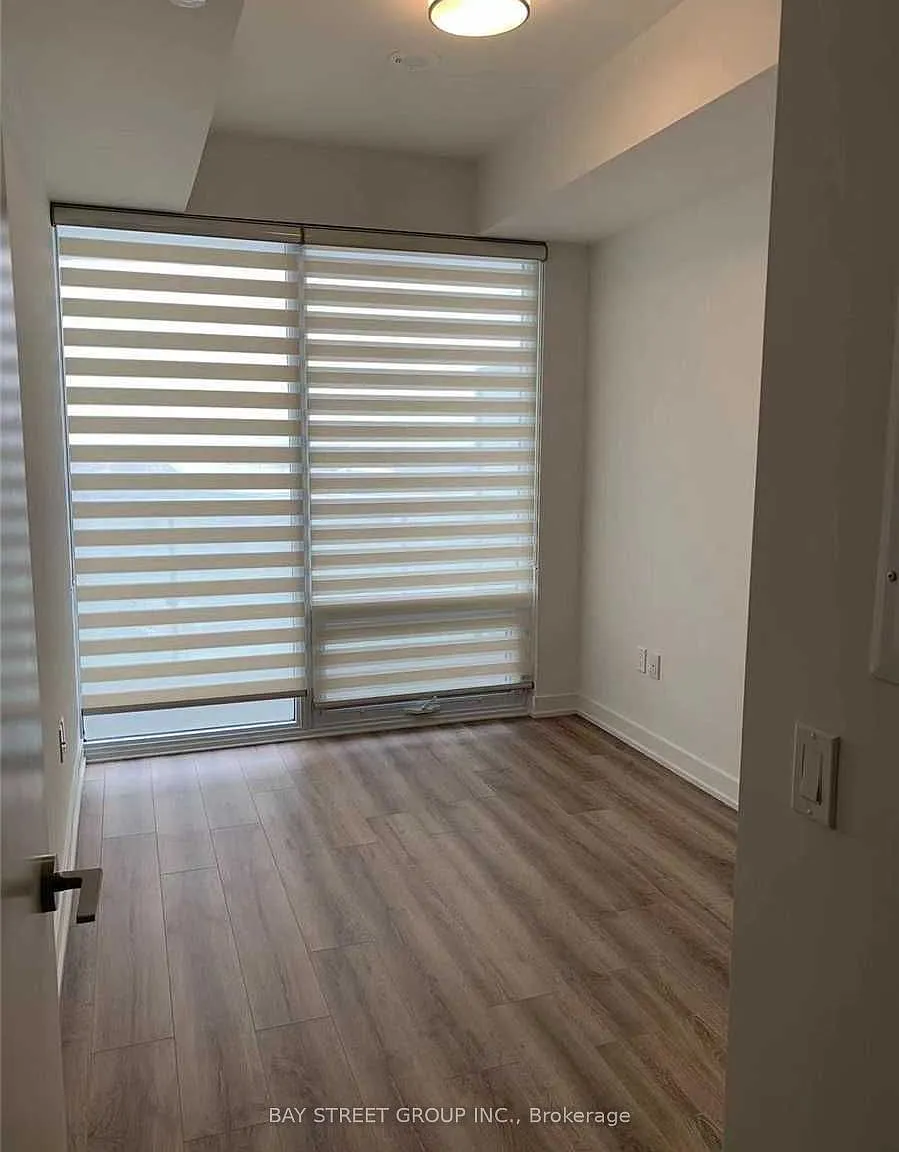 1 bed, $2,400 — Photo 4