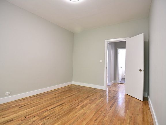 3rd image of 3300 Bailey Ave APT D9